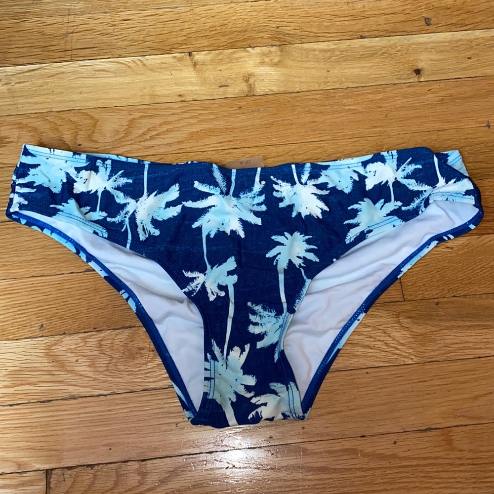 Bikini bottoms with palm tree design!